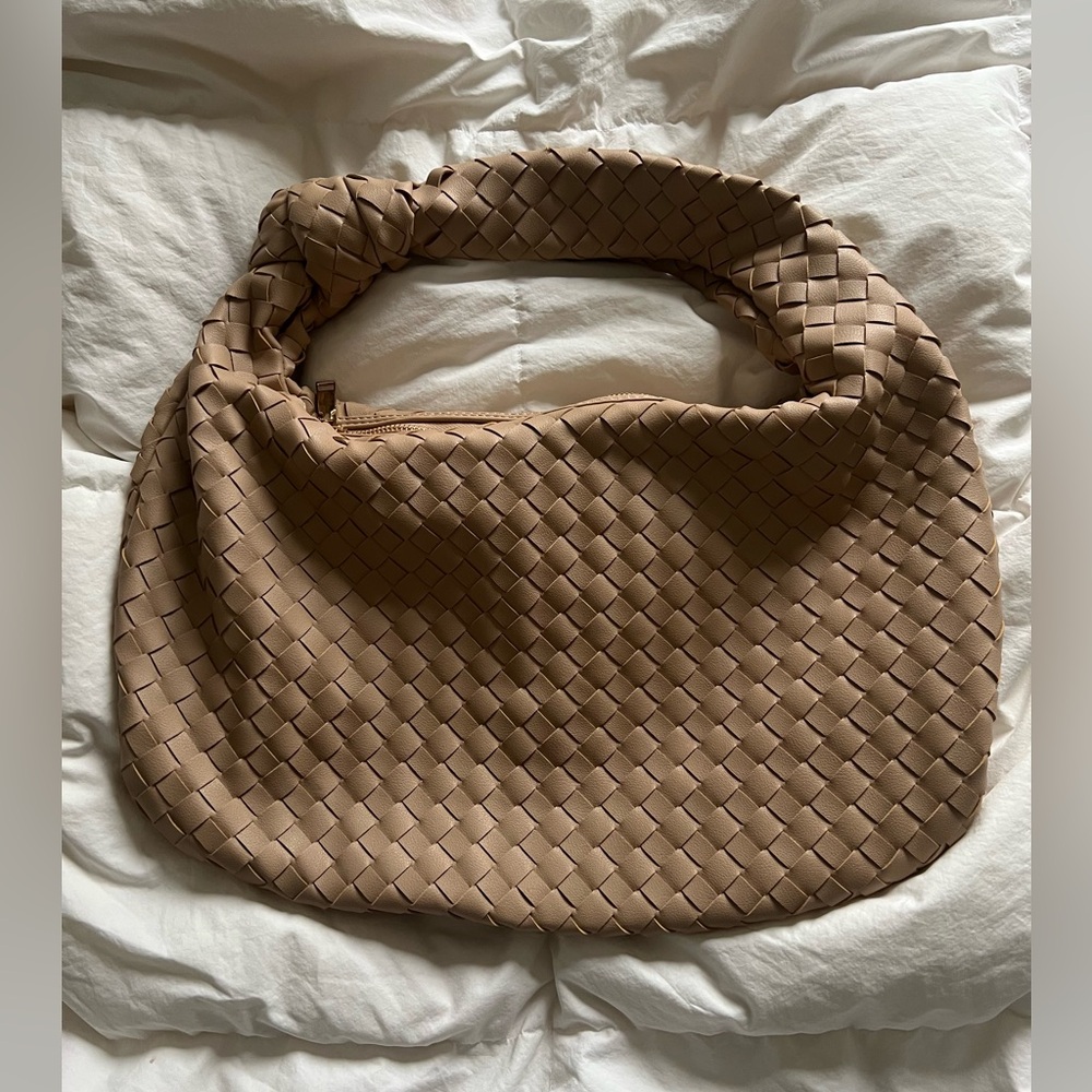 Urban Expressions Woven Hobo Bag in Light Brown